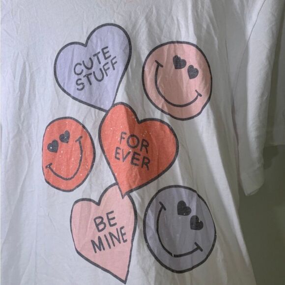 Heart Medium White T Shirt‎ - Picture 3 of 4